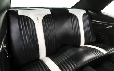 Unknown-Camaro-1969-Dover-White-Black-39
