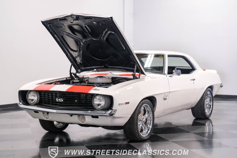 Unknown-Camaro-1969-Dover-White-Black-9