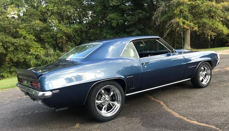 Unknown-Camaro-1969-Dusk-Blue-White-12