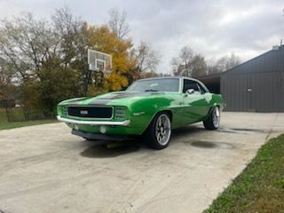 Unknown-Camaro-1969-Green-Black-Houndstooth-10