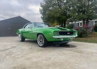 Unknown-Camaro-1969-Green-Black-Houndstooth-11