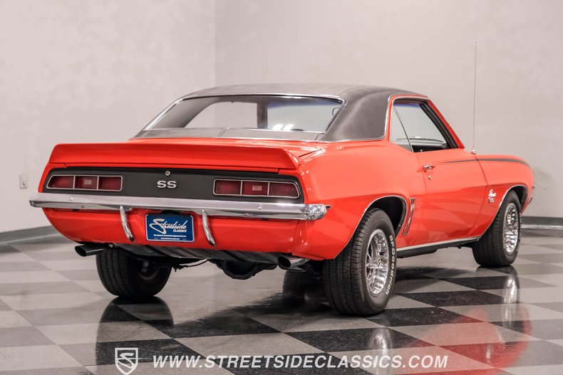 Unknown-Camaro-1969-Hugger-Orange-Black-21