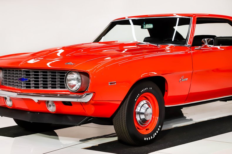 Unknown-Camaro-1969-Hugger-Orange-Black-22