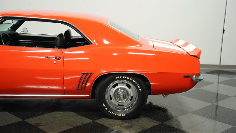 Unknown-Camaro-1969-Hugger-Orange-Black-28