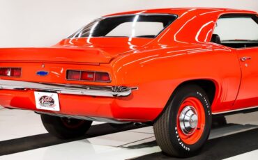 Unknown-Camaro-1969-Hugger-Orange-Black-35