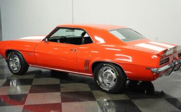 Unknown-Camaro-1969-Hugger-Orange-Black-4