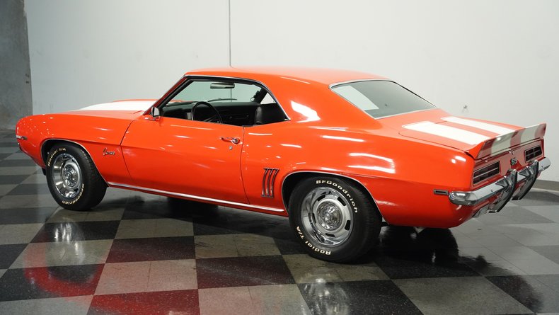 Unknown-Camaro-1969-Hugger-Orange-Black-4