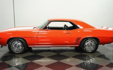 Unknown-Camaro-1969-Hugger-Orange-Black
