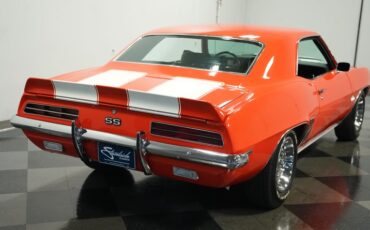 Unknown-Camaro-1969-Hugger-Orange-Black-7