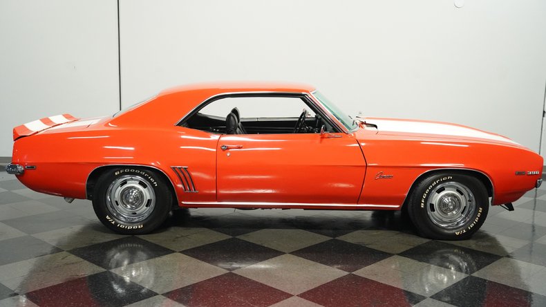 Unknown-Camaro-1969-Hugger-Orange-Black-9