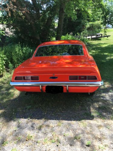 Unknown-Camaro-1969-Hugger-Orange-Black-amp-White-Hounds-1