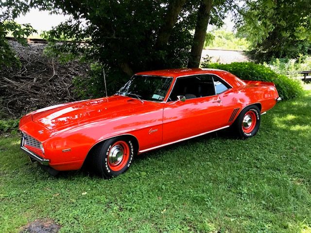 Unknown-Camaro-1969-Hugger-Orange-Black-amp-White-Hounds-7