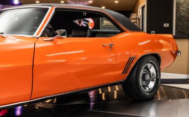 Unknown-Camaro-1969-Hugger-Orange-Houndstooth-13