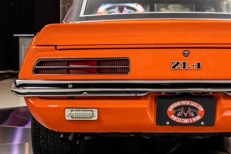 Unknown-Camaro-1969-Hugger-Orange-Houndstooth-14