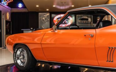 Unknown-Camaro-1969-Hugger-Orange-Houndstooth-16