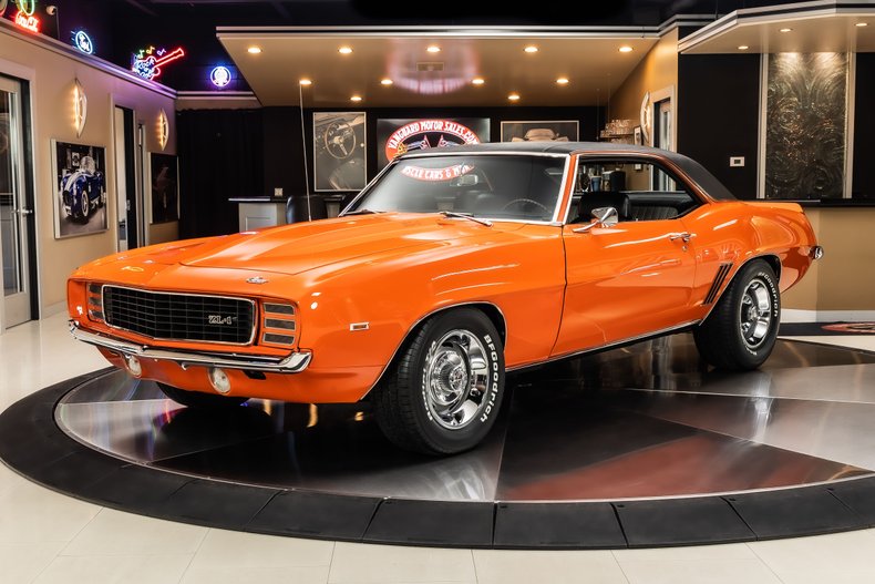 Unknown-Camaro-1969-Hugger-Orange-Houndstooth-17