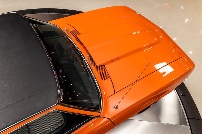 Unknown-Camaro-1969-Hugger-Orange-Houndstooth-20