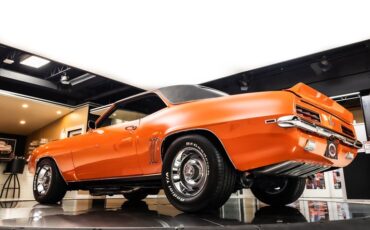 Unknown-Camaro-1969-Hugger-Orange-Houndstooth-28