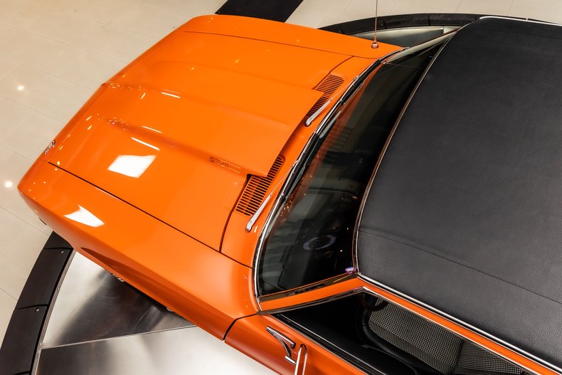 Unknown-Camaro-1969-Hugger-Orange-Houndstooth-30