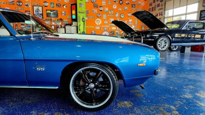 Unknown-Camaro-1969-Lemans-Blue-Custom-10