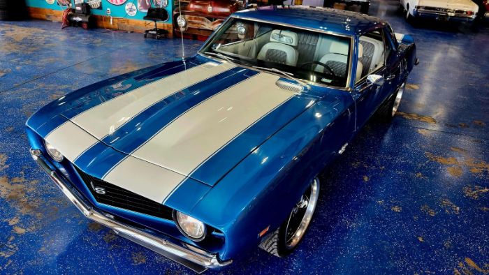 Unknown-Camaro-1969-Lemans-Blue-Custom-2