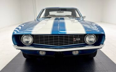Unknown-Camaro-1969-Lemans-Blue-Ivory-11
