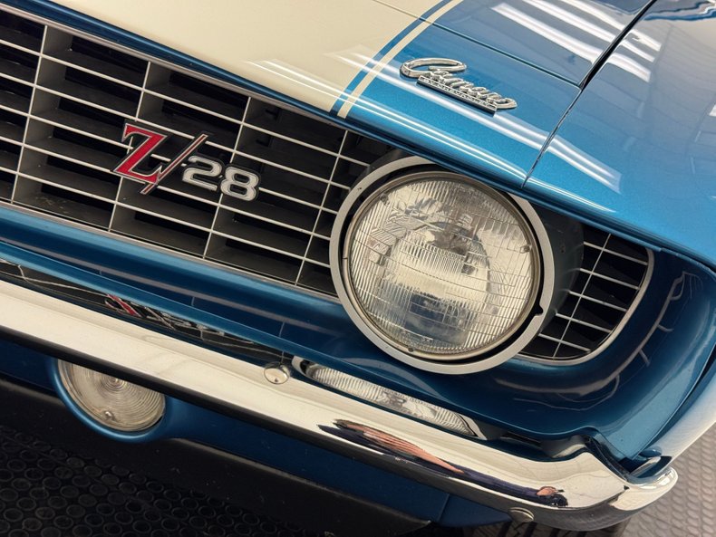 Unknown-Camaro-1969-Lemans-Blue-Ivory-12