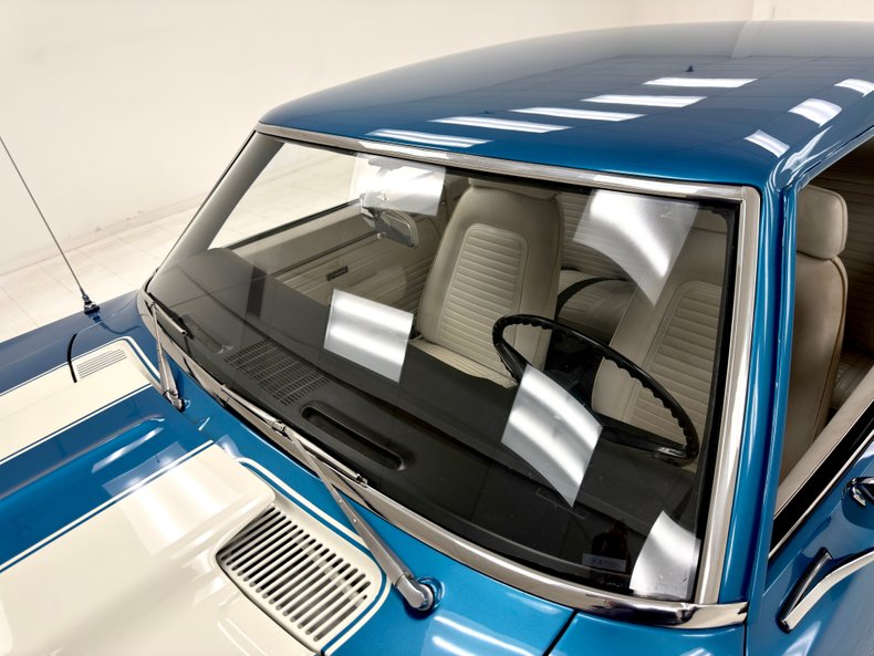 Unknown-Camaro-1969-Lemans-Blue-Ivory-17