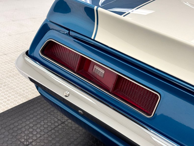 Unknown-Camaro-1969-Lemans-Blue-Ivory-19