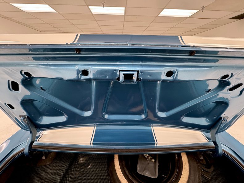 Unknown-Camaro-1969-Lemans-Blue-Ivory-29
