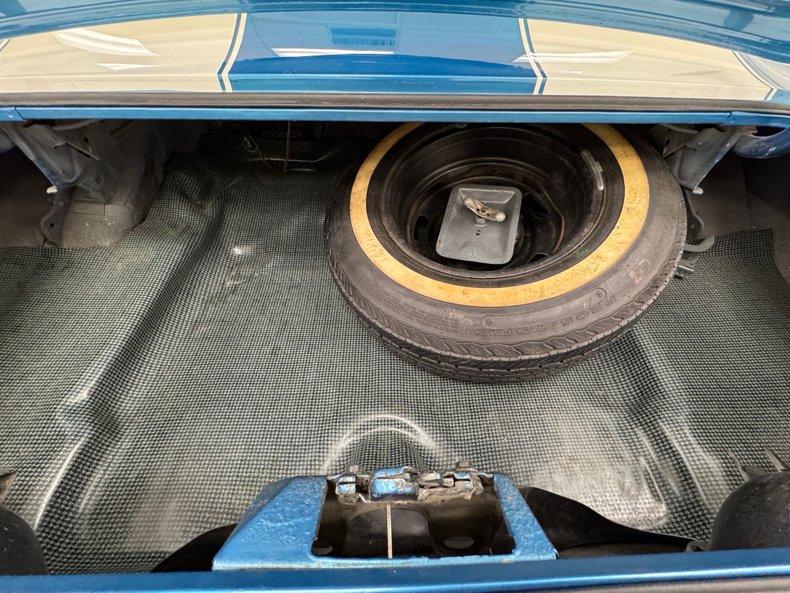 Unknown-Camaro-1969-Lemans-Blue-Ivory-31