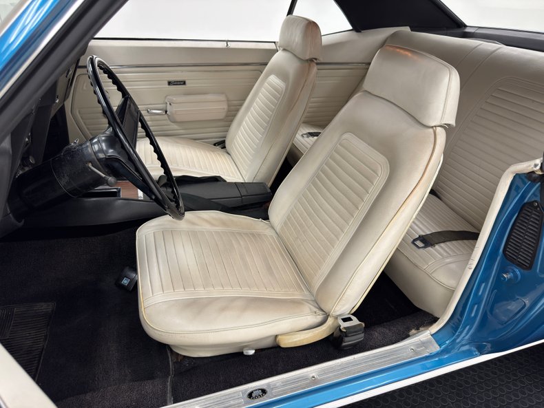 Unknown-Camaro-1969-Lemans-Blue-Ivory-35