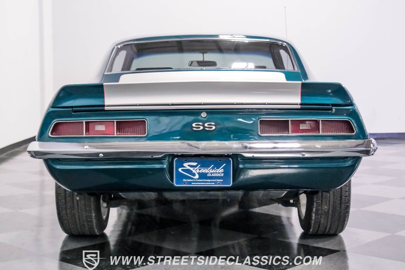 Unknown-Camaro-1969-Polo-Green-Black-12