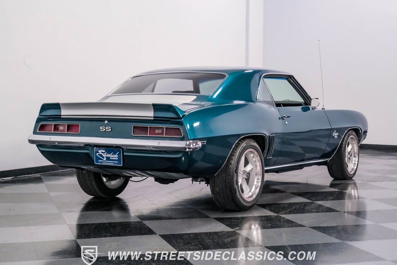 Unknown-Camaro-1969-Polo-Green-Black-13