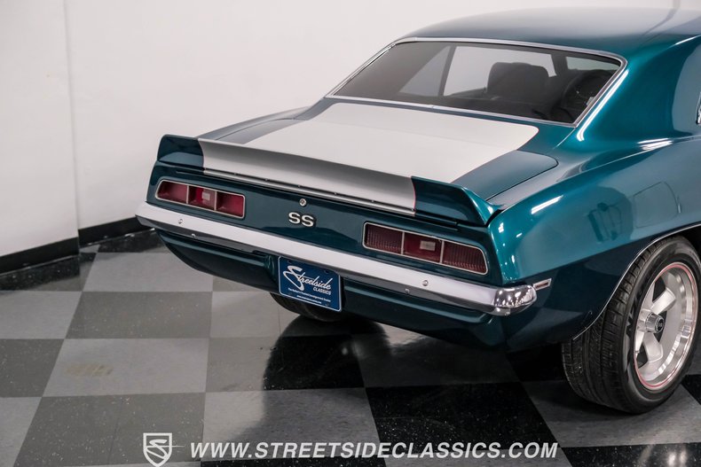 Unknown-Camaro-1969-Polo-Green-Black-28