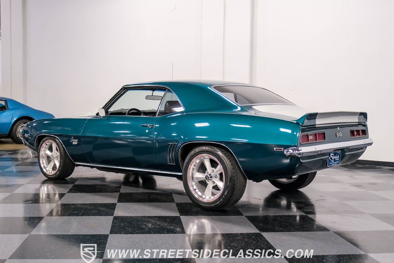 Unknown-Camaro-1969-Polo-Green-Black-8