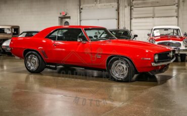 Unknown-Camaro-1969-Red-Black-16