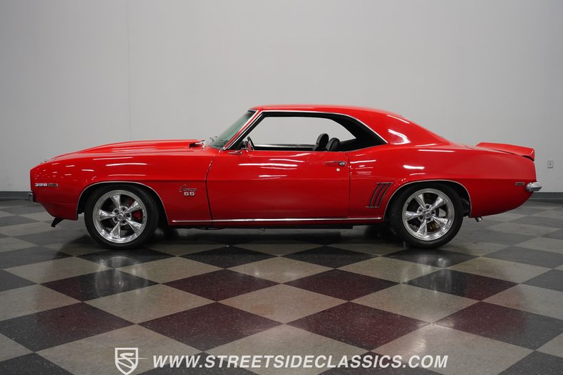 Unknown-Camaro-1969-Red-Black-23