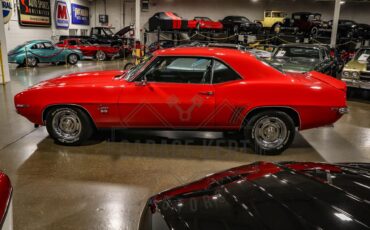 Unknown-Camaro-1969-Red-Black-3