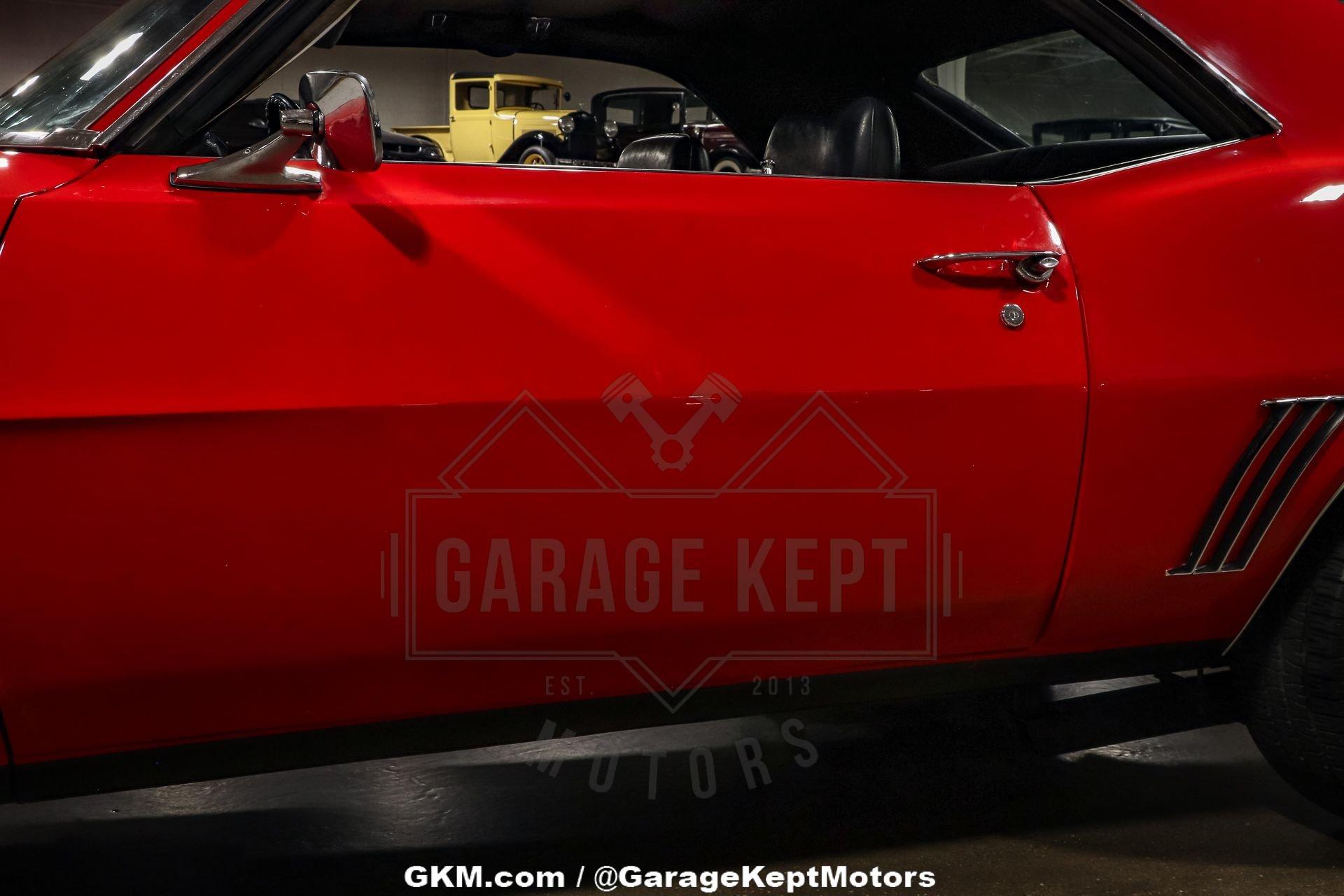 Unknown-Camaro-1969-Red-Black-34