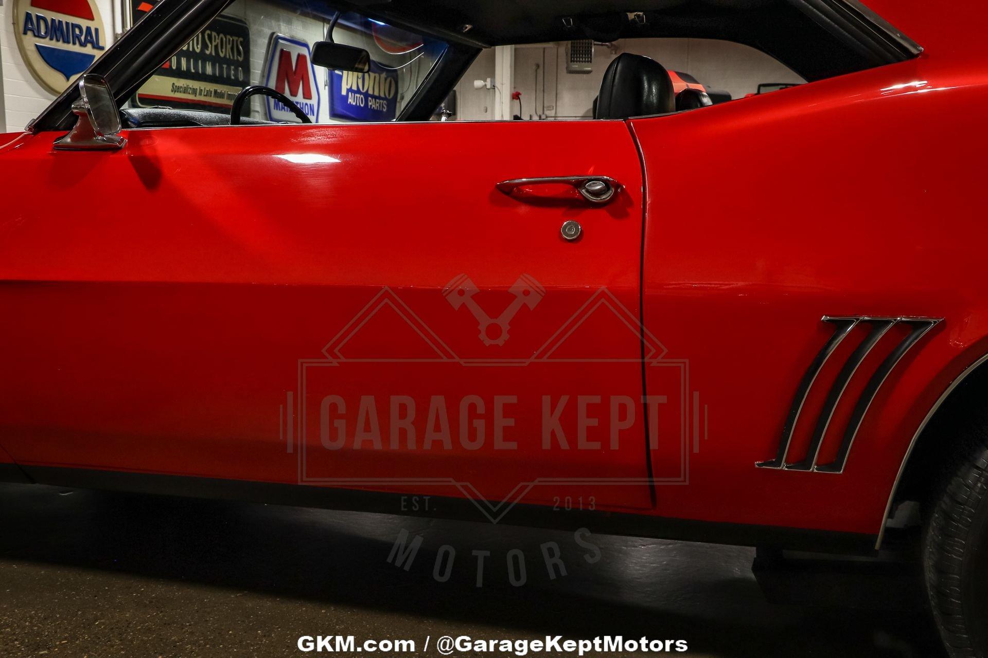 Unknown-Camaro-1969-Red-Black-35