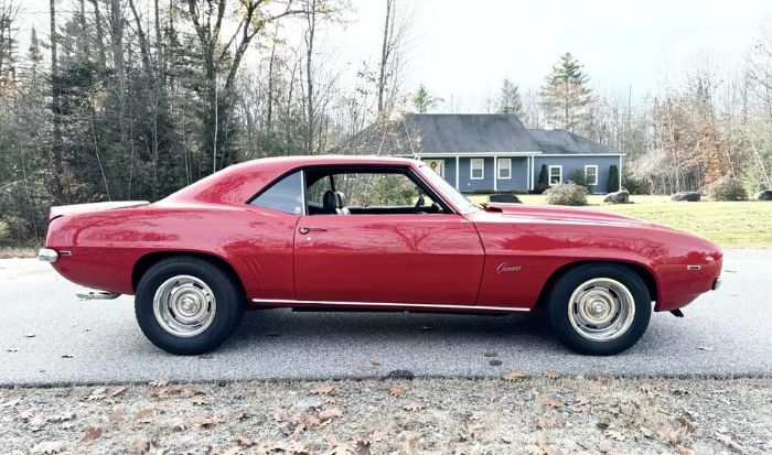 Unknown-Camaro-1969-Red-Black-4