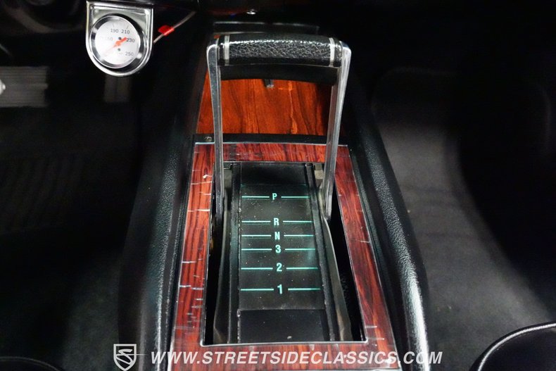 Unknown-Camaro-1969-Red-Black-44