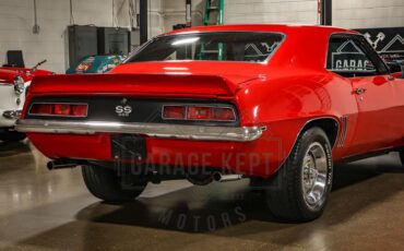 Unknown-Camaro-1969-Red-Black-49