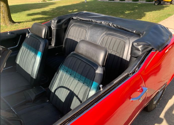 Unknown-Camaro-1969-Red-Black-Leather-11