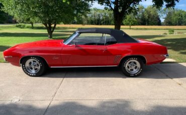 Unknown-Camaro-1969-Red-Black-Leather