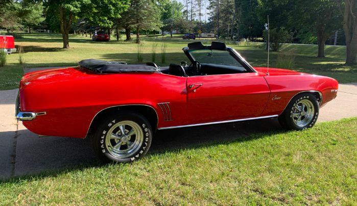 Unknown-Camaro-1969-Red-Black-Leather-8