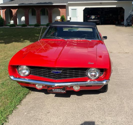 Unknown-Camaro-1969-Red-Black-Leather-9