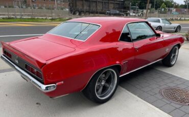 Unknown-Camaro-1969-Red-Black-and-White-Houn-10
