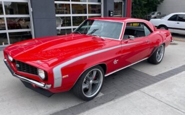Unknown-Camaro-1969-Red-Black-and-White-Houn-3
